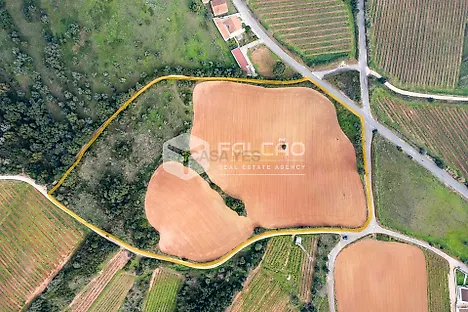Land for sale in Alenquer, Portugal — €405,000