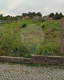 Land for sale in Vila Nova de Gaia, Portugal — €650,000