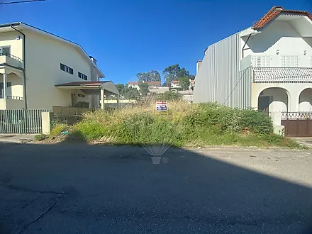 Land for sale in Gondomar, Portugal — €75,000