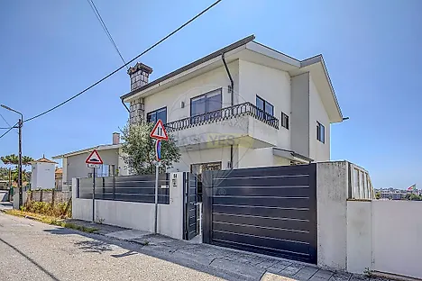 image-KHZ7ahQJBVM-0