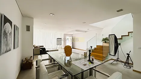 image-32PHRzcm358-0
