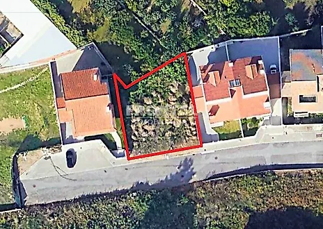 Land for sale in Vila Nova de Gaia, Portugal — €73,000