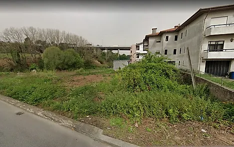 Land for sale in Vila Nova de Gaia, Portugal — €450,000