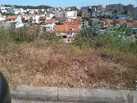 Land for sale in Gondomar, Portugal — €65,000