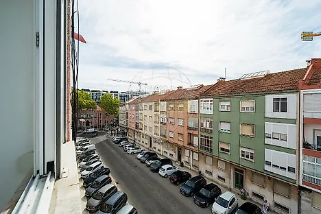 image-KLYOZIyJMrT-0