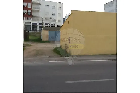 image-8awPiTEBISB-0
