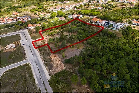 Land for sale in Caldas da Rainha, Portugal — €140,000