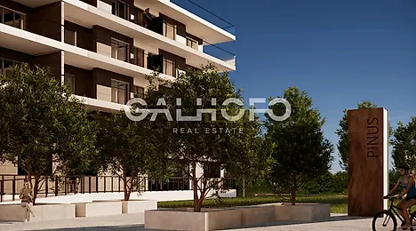 image-4G4I1pGvaIb-0
