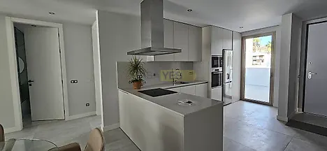 image-ukgDftvzFa-0