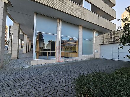 image-4rnDeKpgN5F-0