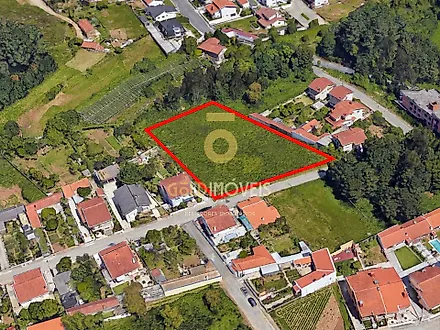 Land for sale in Santa Maria da Feira, Portugal — €160,000