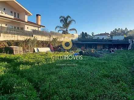 Land for sale in Santa Maria da Feira, Portugal — €67,000