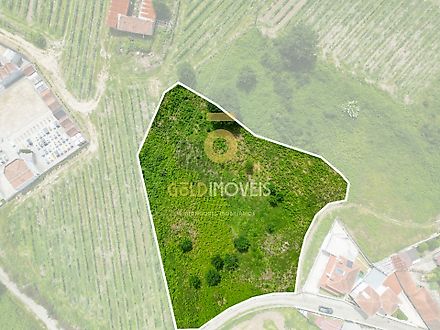 Land for sale in Penafiel, Portugal — €150,000