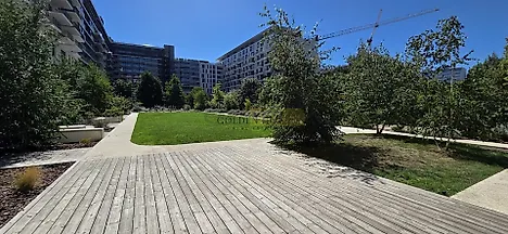 image-1BqbIR9W1ie-0