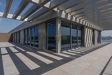 image-KstZYhKi7XA-0