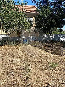 image-E4lvA1kyxop-0