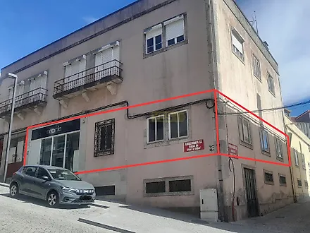 listing-JqpZCiusOBg