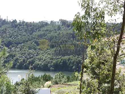 Land for sale in Gondomar, Portugal — €175,000