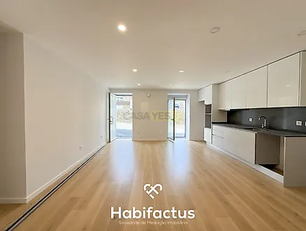 image-HMPvmPCIAqj-0