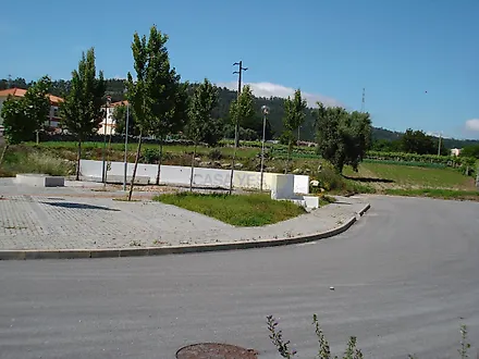 image-8pVHrSYNPSa-0