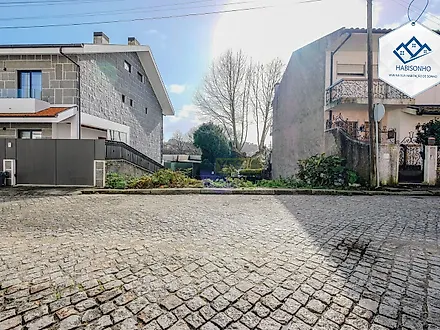 Land for sale in Gondomar, Portugal — €75,000