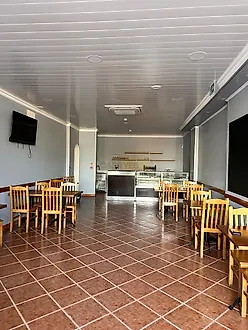 image-6CQanJHbAyv-0
