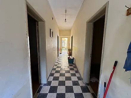 image-LZk8dgyStul-0