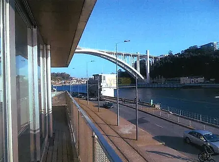 image-4XEhZqtwxSO-0