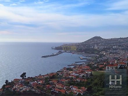Land for sale in Funchal, Portugal — €490,000