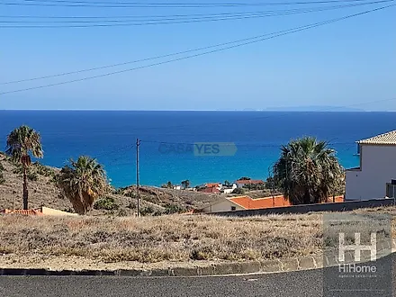 Land for sale in Porto Santo, Portugal — €105,000