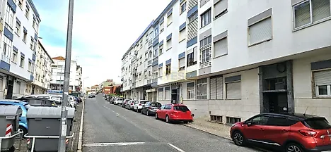 image-5cfPx4Gx77F-0