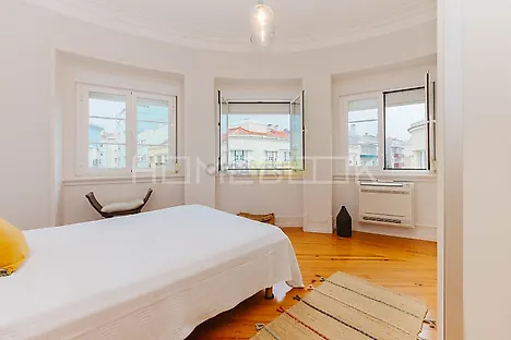 image-9Qo5NCz771I-0