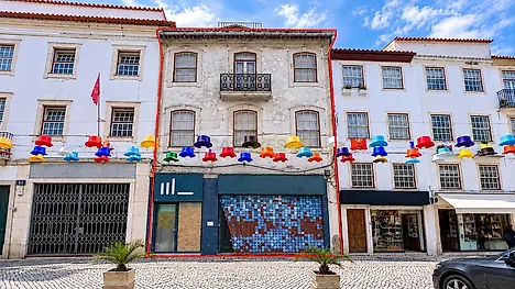 listing-4xNNqXNQGew