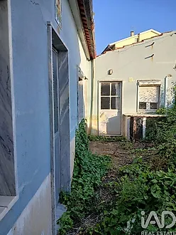 image-9bFAyKhlAFr-0