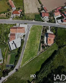 image-B8ZfLfIJAkt-0