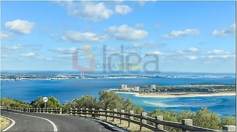 Land for sale in Sesimbra, Portugal — €130,000