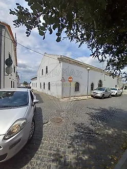 image-1N2dUIiT5wm-0
