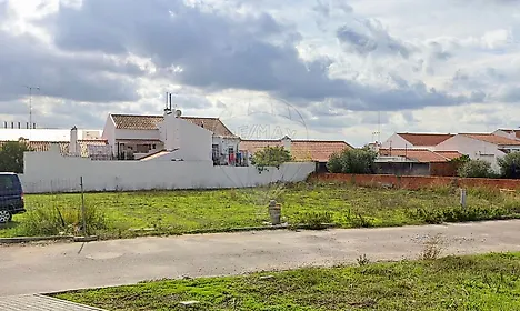 image-5KtxdrdC6aW-0