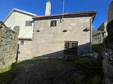 image-1Hx9vYCt0WJ-0