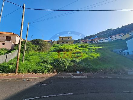 Land for sale in Machico, Portugal — €250,000