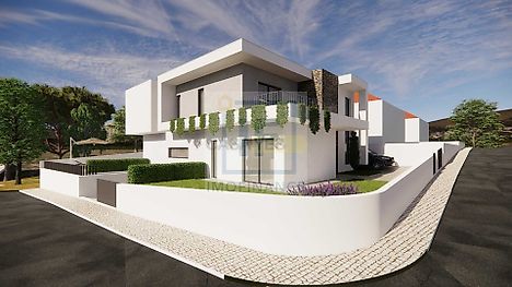 Land for sale in Óbidos, Portugal — €70,000