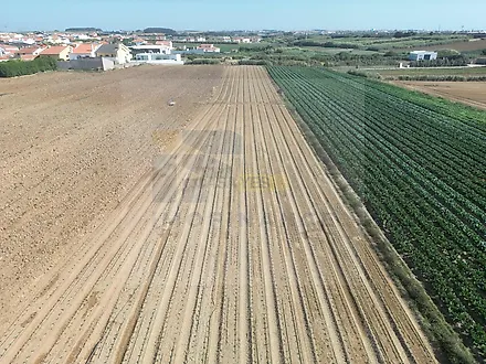 Land for sale in Peniche, Portugal — €130,000