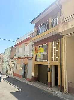 image-5RdObdfMqE3-0