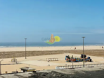 image-CxbI8xe847r-0