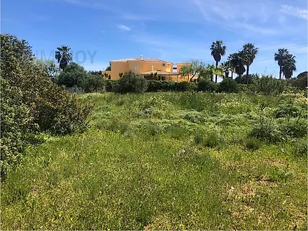 Land for sale in Loulé, Portugal — €500,000