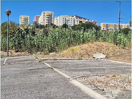 Land for sale in Amadora, Portugal — €1,290,000