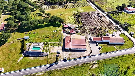 image-JwFHi6wnYlv-0