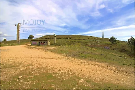 Land for sale in Monchique, Portugal — €650,000