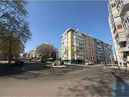 image-LObcPvvrOsP-0
