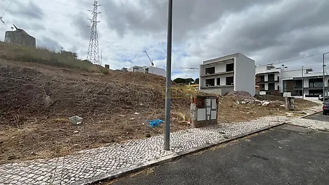 image-6oIlgPIwInD-0